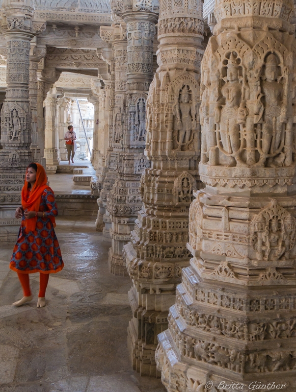 Die verzierten Säulen von Ranakpur