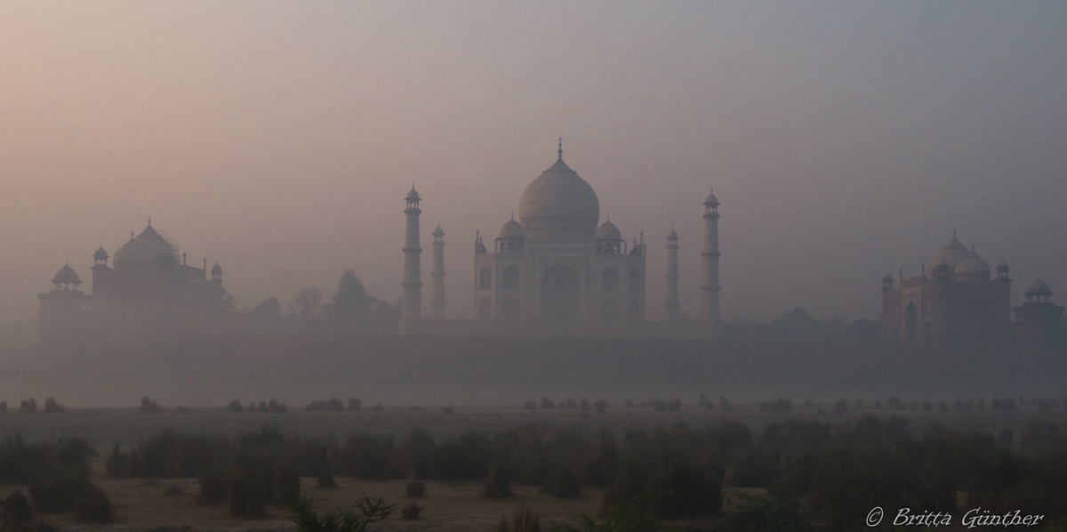 Taj Mahal im Sonnenaufgang