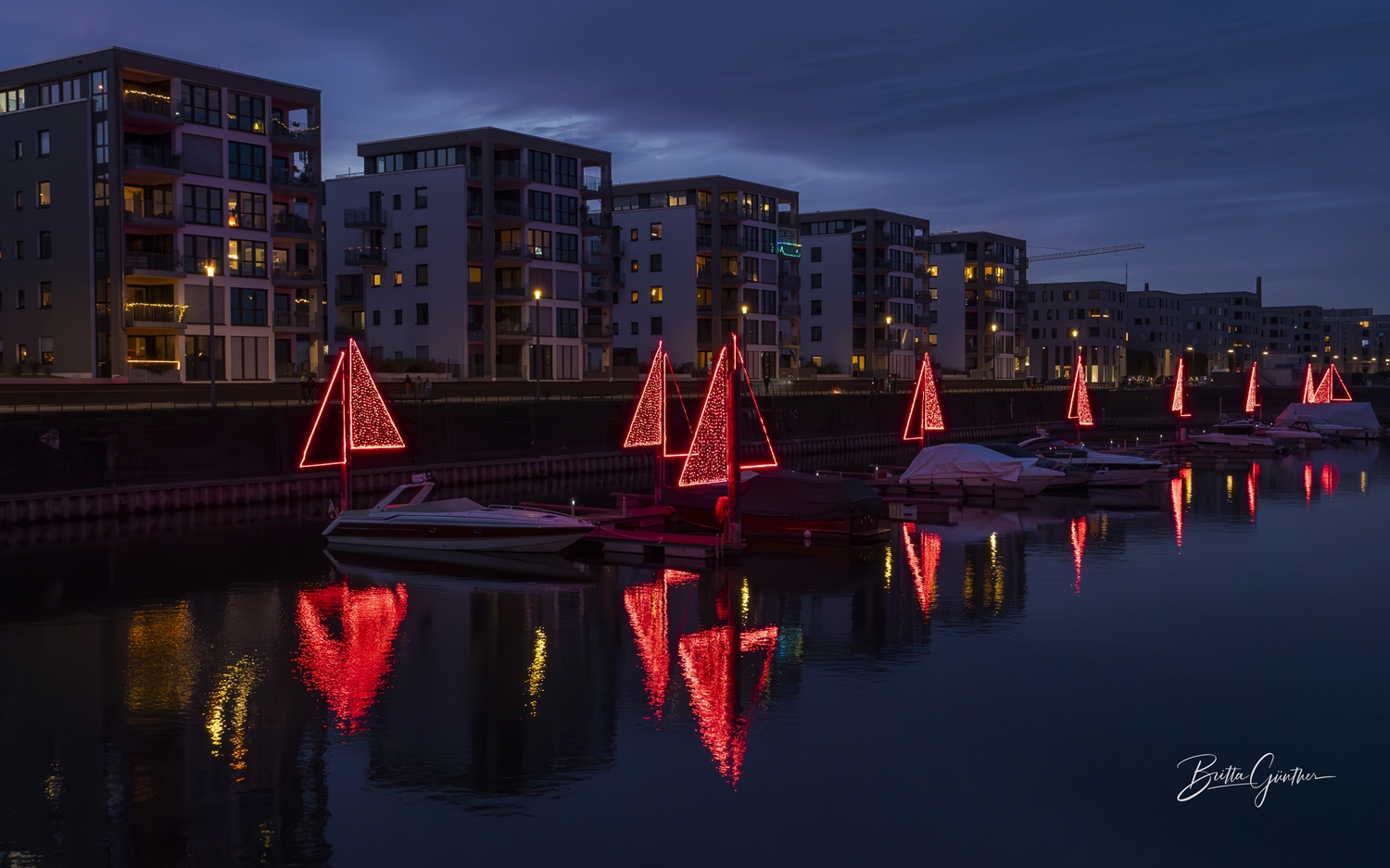 Lichtinstallation am Zollhafen